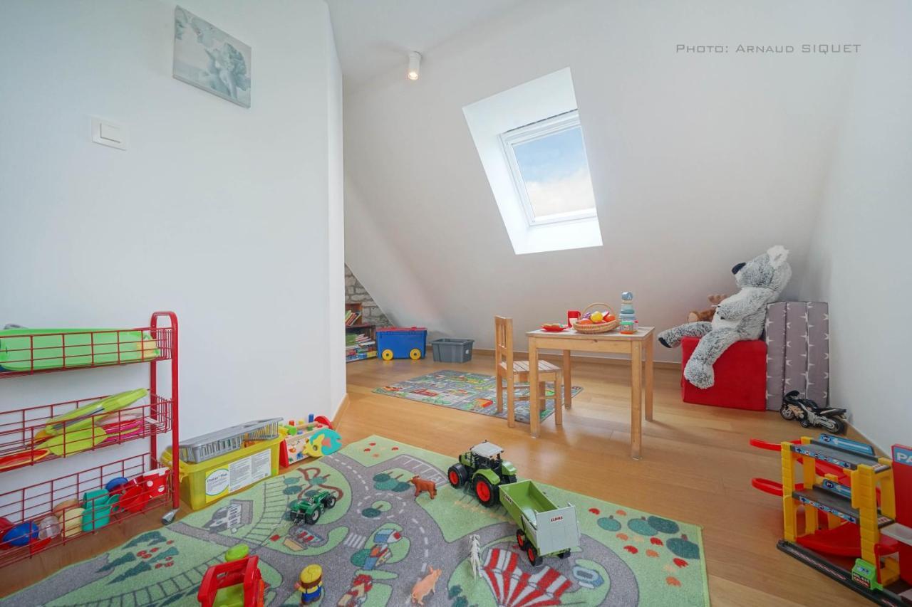 Gite Familial Ferme Des Aujes Falaen Onhaye Экстерьер фото